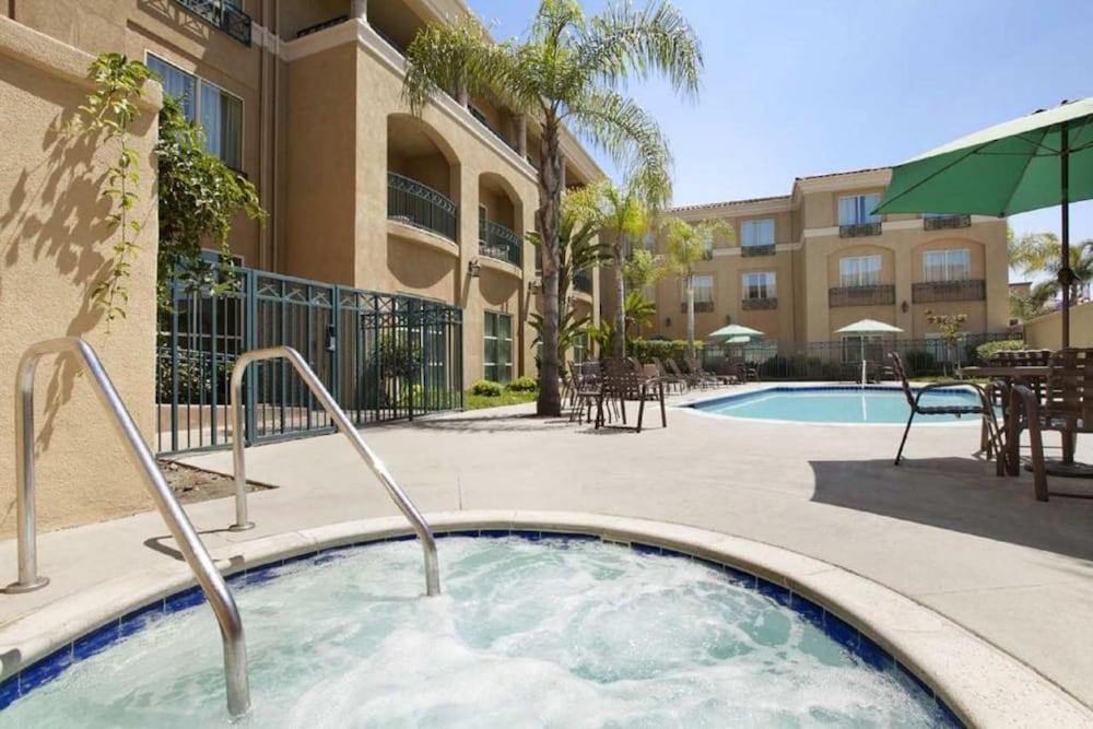 Hilton Garden Inn San Diego/Rancho Bernardo Poway Exterior foto